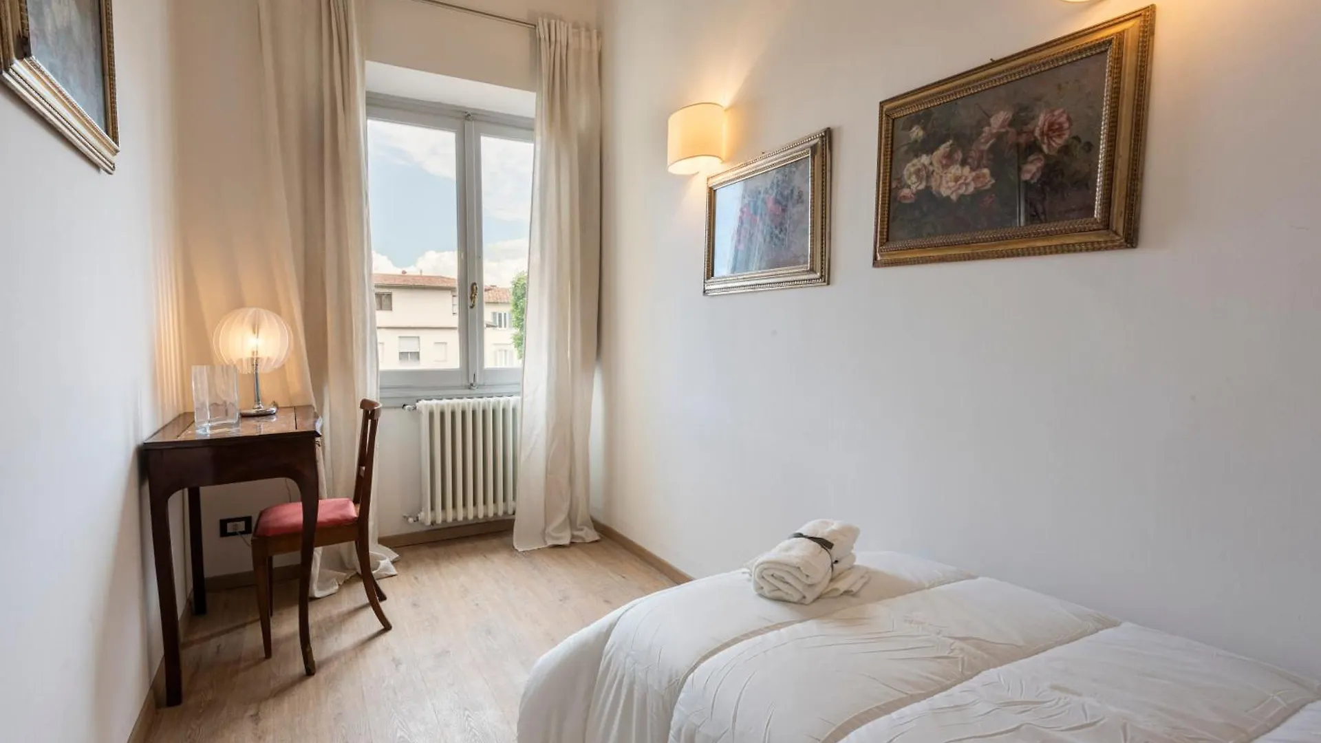Apartment Vecchia Firenze Apartment, Free Parking Italien